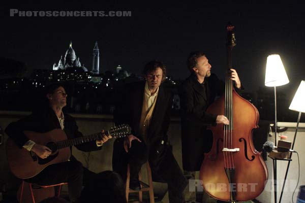 AND ALSO THE TREES - 2008-09-22 - PARIS - Le Septieme Ciel - Simon Huw Jones - Justin Jones - Ian Jenkins